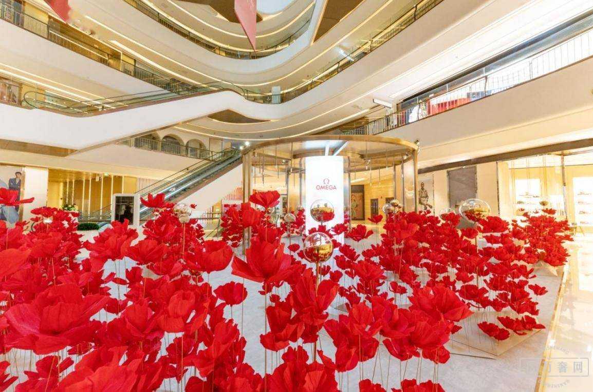 ��ʫʫ�����ɶ�,���������Ǻ���ŷ����Ůʿ���չ��վ��Ļ